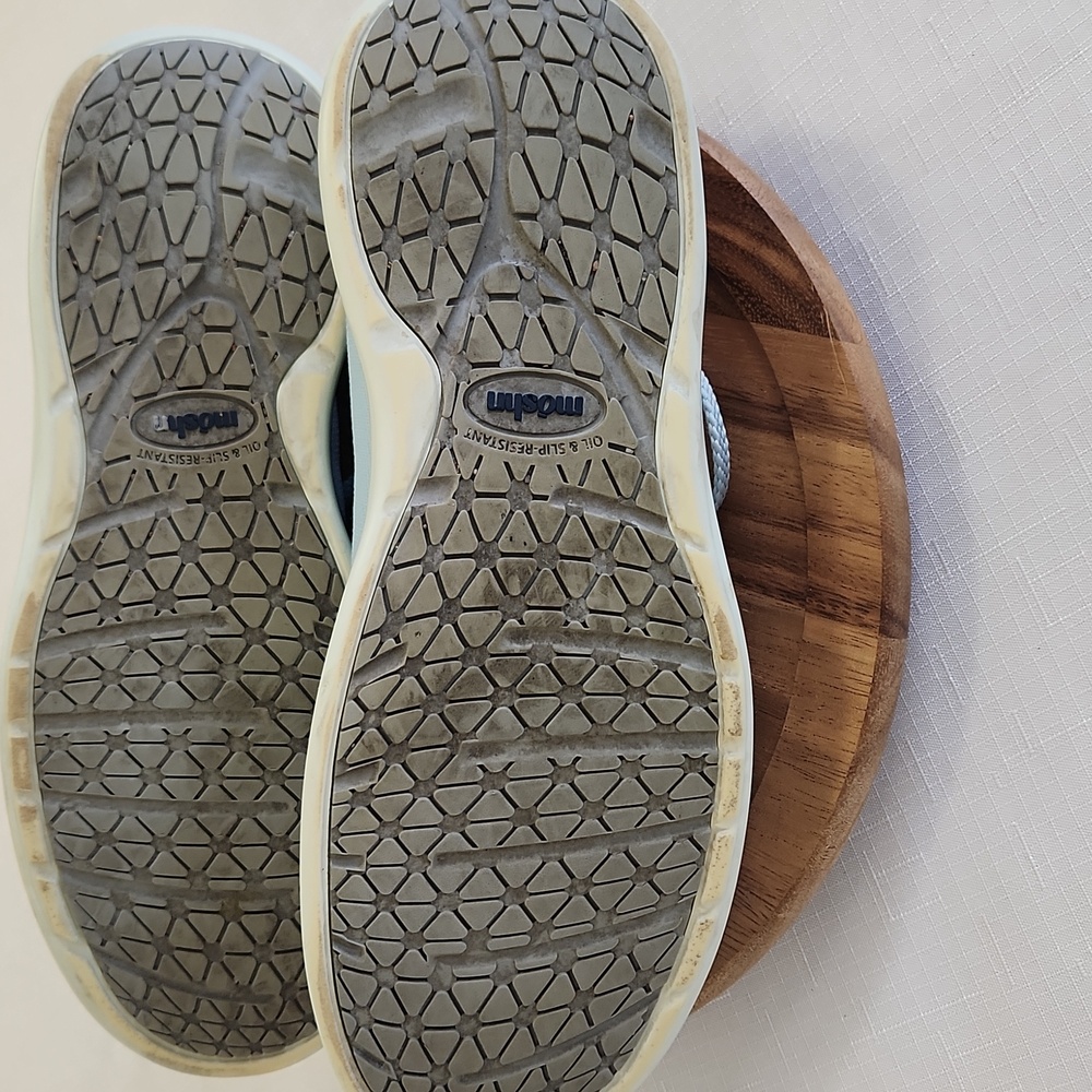 Moshn Vigor Klogs Aquatic Glacier Sneakers. Size 8.5 - Picture 9 of 9